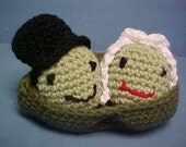 2 Peas in a Pod TWO amigurumi 