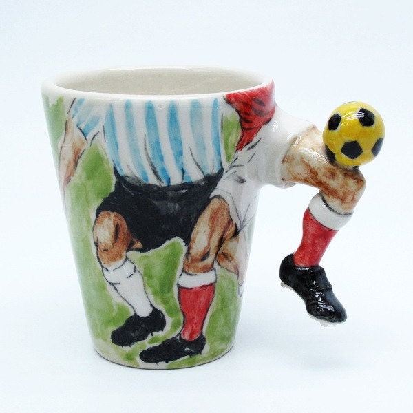 SOCCER FOOTBALL CERAMIC MUG CUP HAND SCULPT HAND PAINT SPORT COLLECTIBLE GIFT