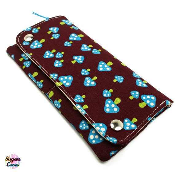 Multi Pocket Organizer Wallet Plus - Many Mushrooms