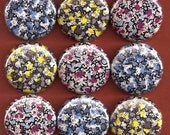 One Inch Magnet Set - Liberty of London Fabric Flowers - Pepper Pattern