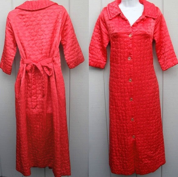 Vintage 50s quilted robe RED Nylon satin quilt by BetseyDo on Etsy