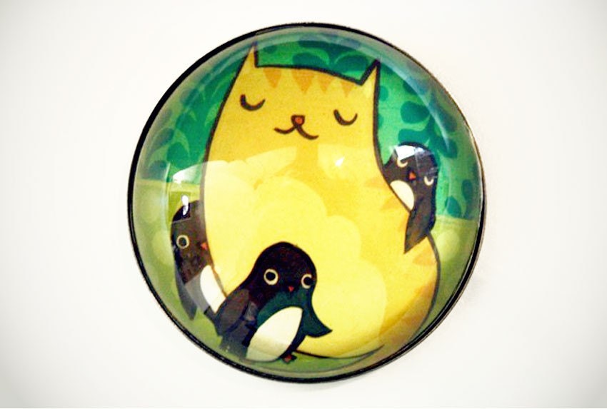 CAT/PENGUINS magnet - glass magnet - kitty cat animal friends - cuddle hug friendship happy gift