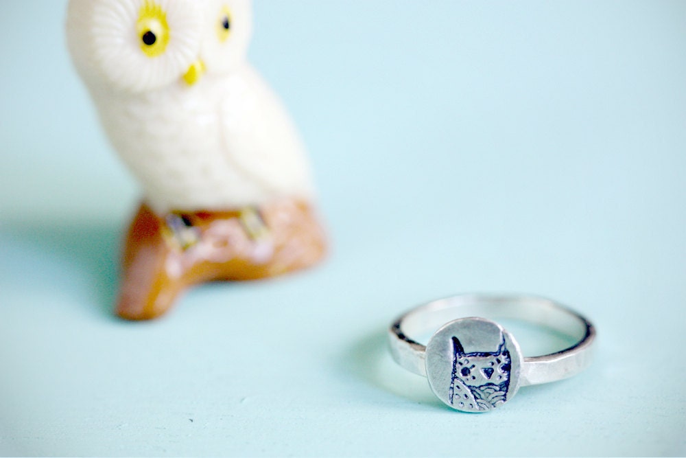 silver OWL RING - eco friendly sterling silver jewelry - circle owl artwork - stacking ring