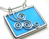 Stained glass pendant (546)
