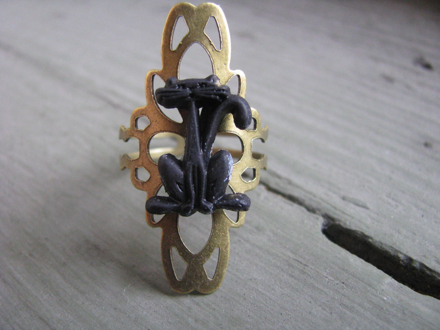 Black Cat Brass Ring