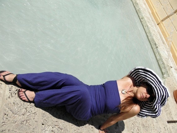Imagine jumpsuit in Organic hemp cotton jersey.