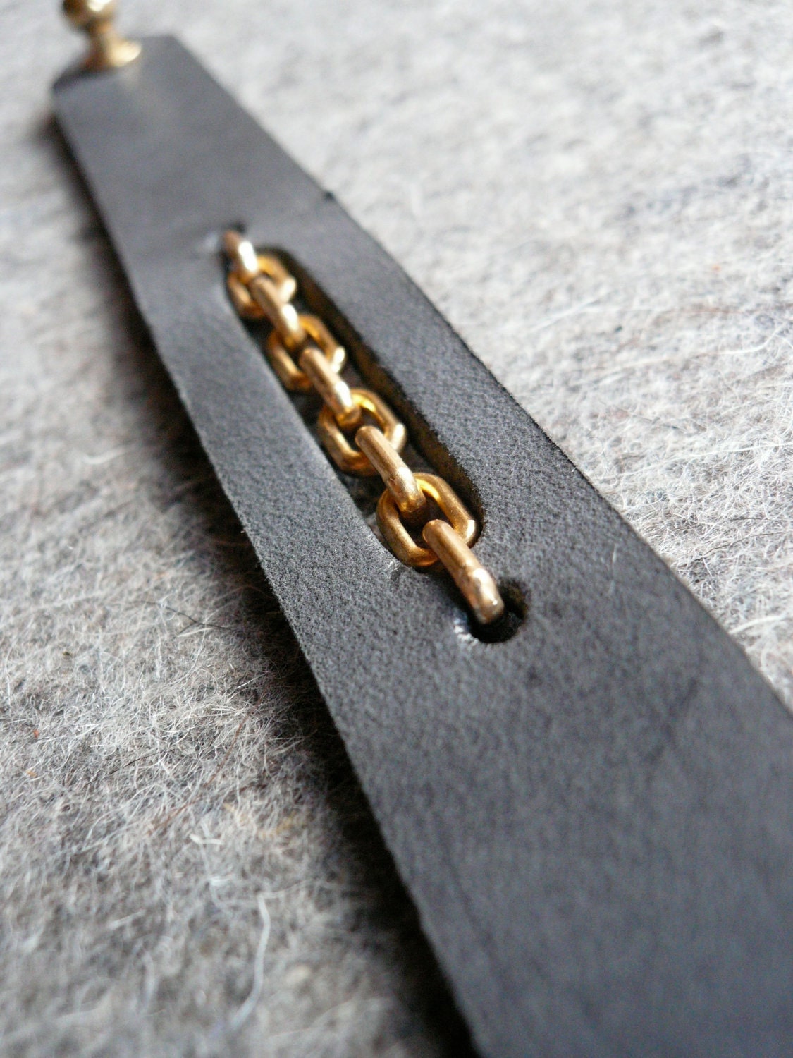 slate chain cuff