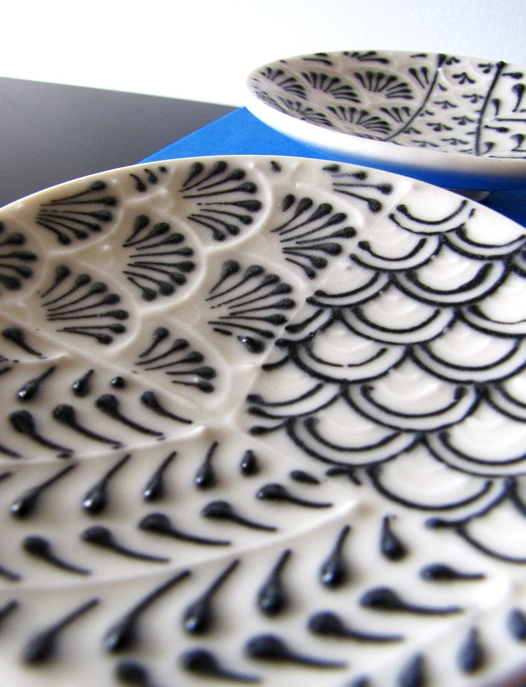 Petite Black and White Dish