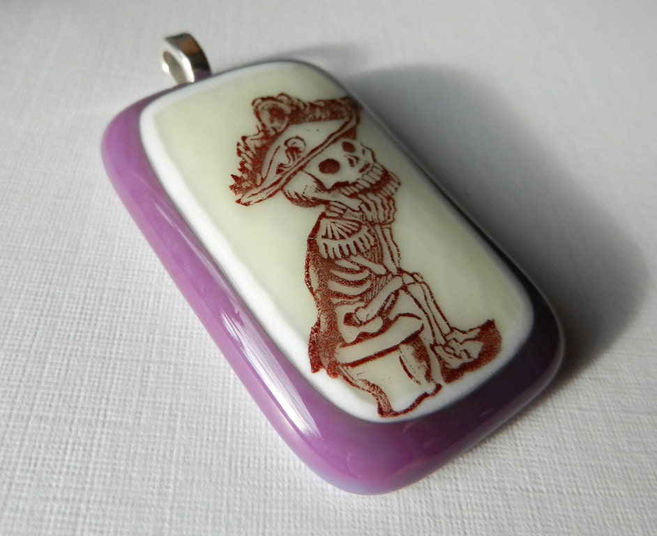 Dias de los Muertos Pooping plum purple fused glass pendant