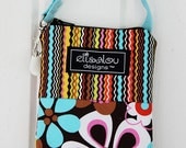 Retro Round Padded Gadget Pouch- iPhone, iPod Touch, Blackberry, Flip, Camera