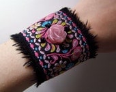 70's Rose cuff
