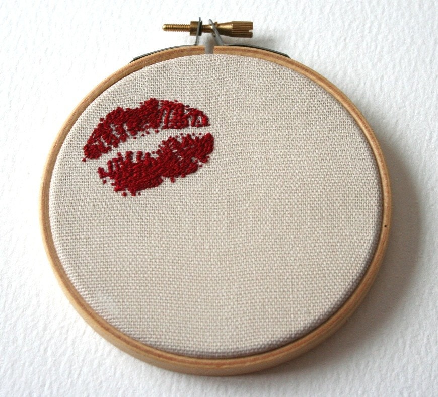 Hoop Art Lipstick Traces Hand Embroidered Sweetheart Wall Plaque