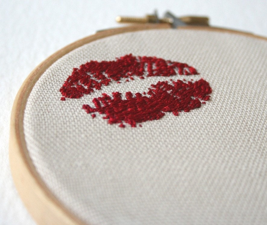 Hoop Art Lipstick Traces Hand Embroidered Sweetheart Wall Plaque