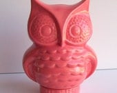 Ceramic Owl Bank Vintage Design in Pink