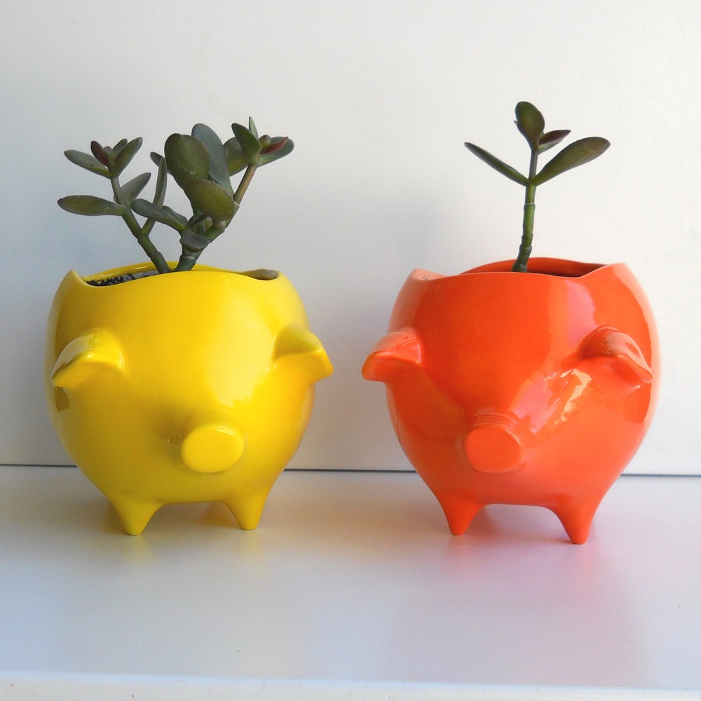 Ceramic Pig Planter Vintage Design in Orange