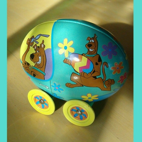 Vintage Toy Easter Egg Featuring Scooby Doo by naturescorner