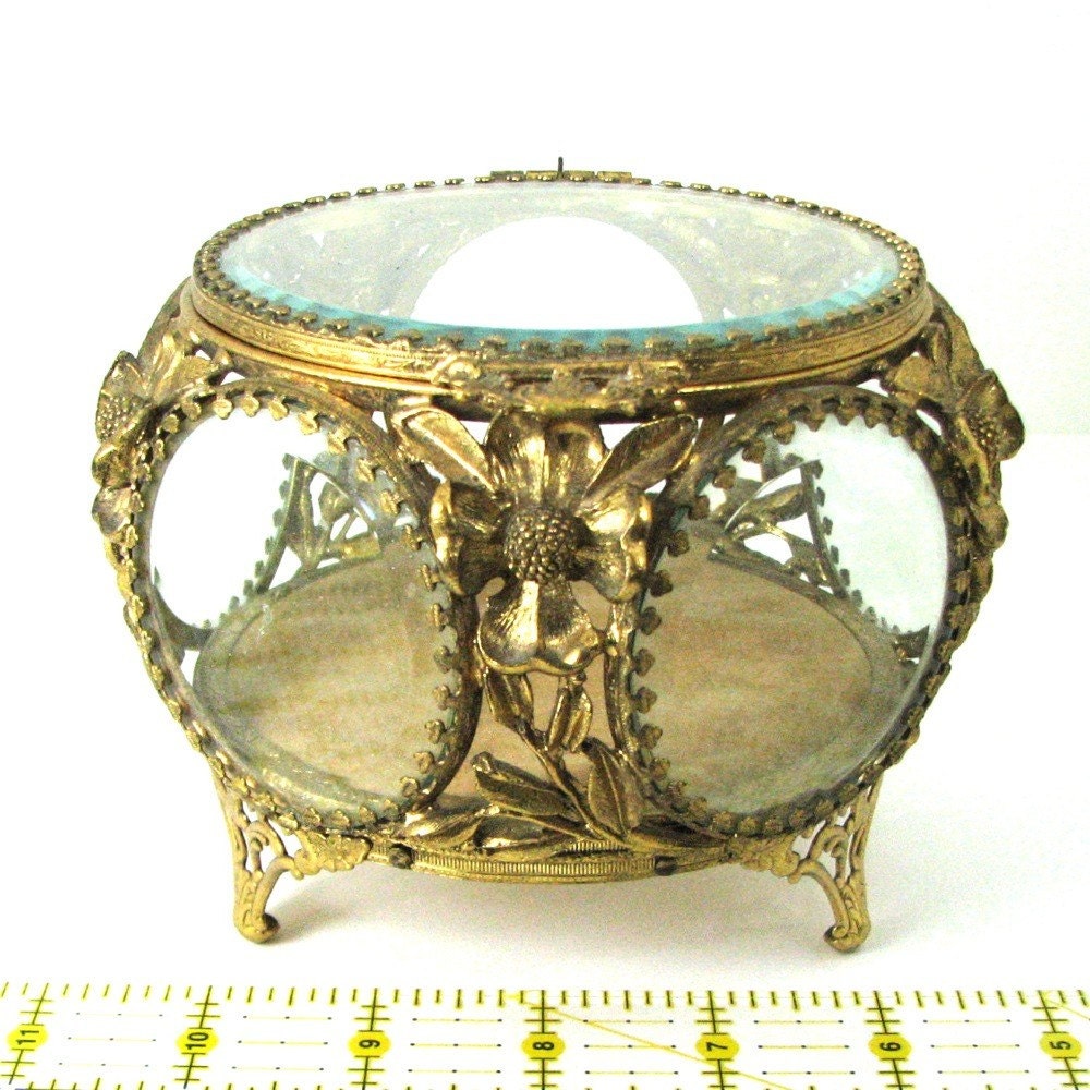 A Stunning Medium Size Ormolu Jewelry Casket with DOGWOOD BLOSSOMS - Made by Matson- CIRCA 1940