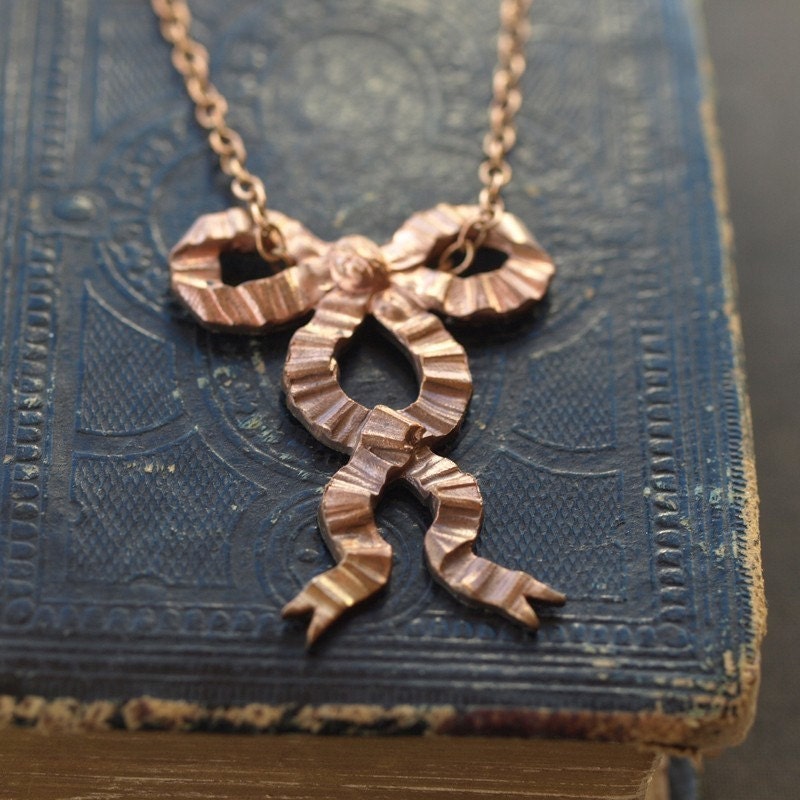 Ruffled Bow Necklace