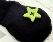 Star Book Weight - Lime Green Button on Black