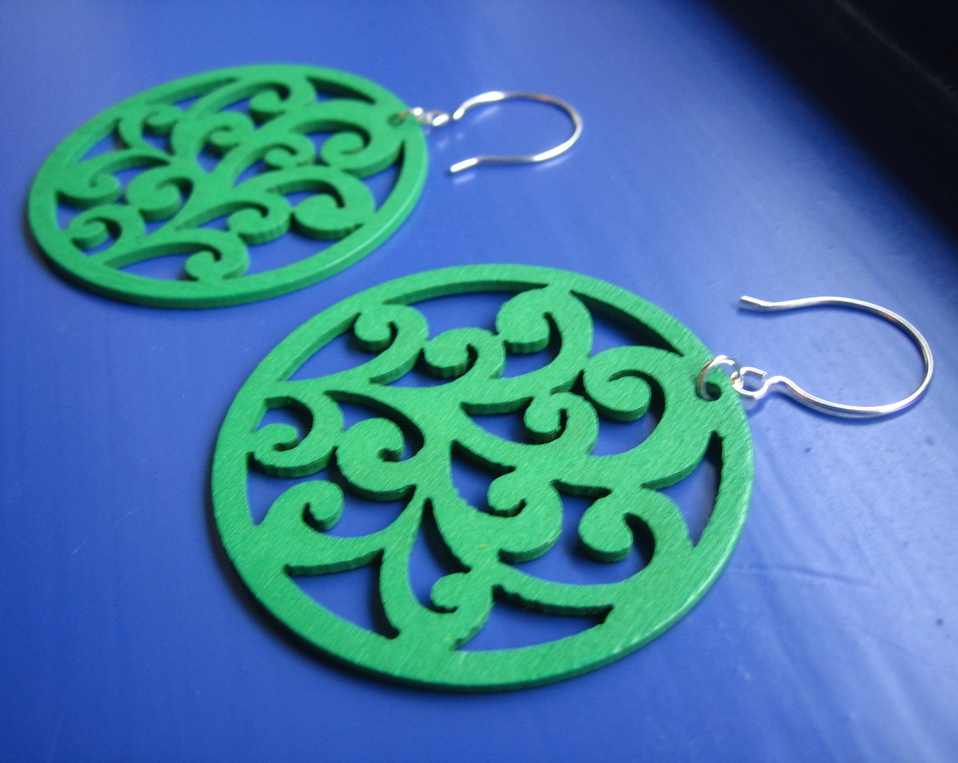 Green Diva Swirl Earrings