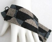Monochrome Pop Art Peyote Cuff / Peyote Bracelet (2236) - A Sand Fibers Creation