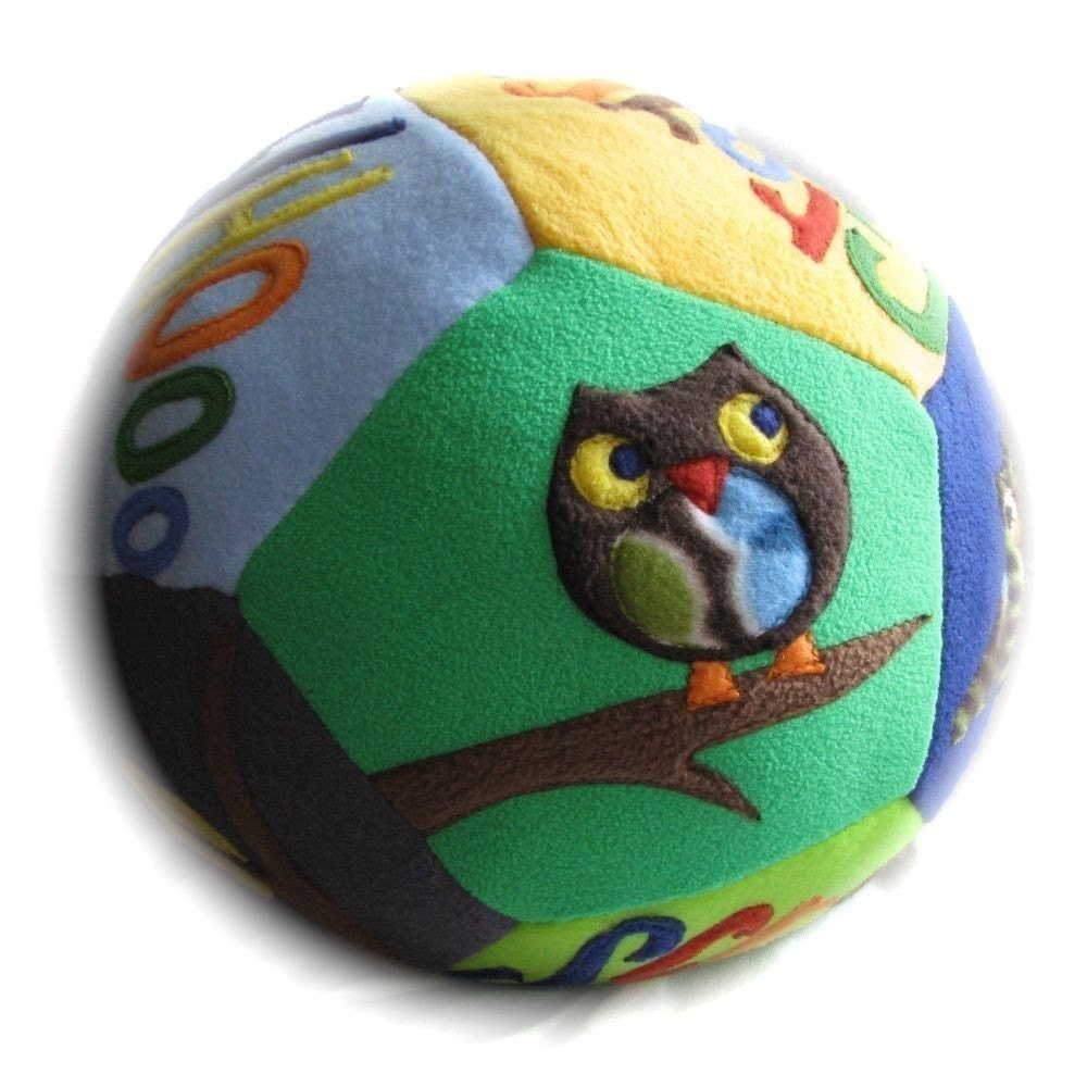 OWL Giant Fleece Ball