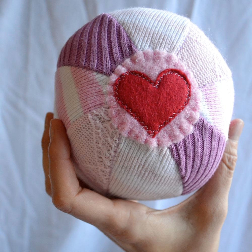 Mini Sweater Ball - Valentine - Single Ball