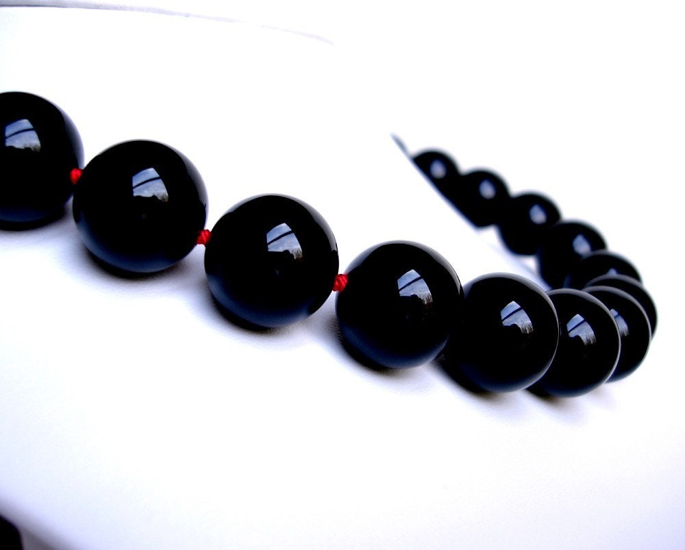 Necklace Large Black Onyx on Hand Knotted Ruby Red Silk Bridesmaid Bride Gifts Wedding Statement Necklace Fashion Preppy Prep