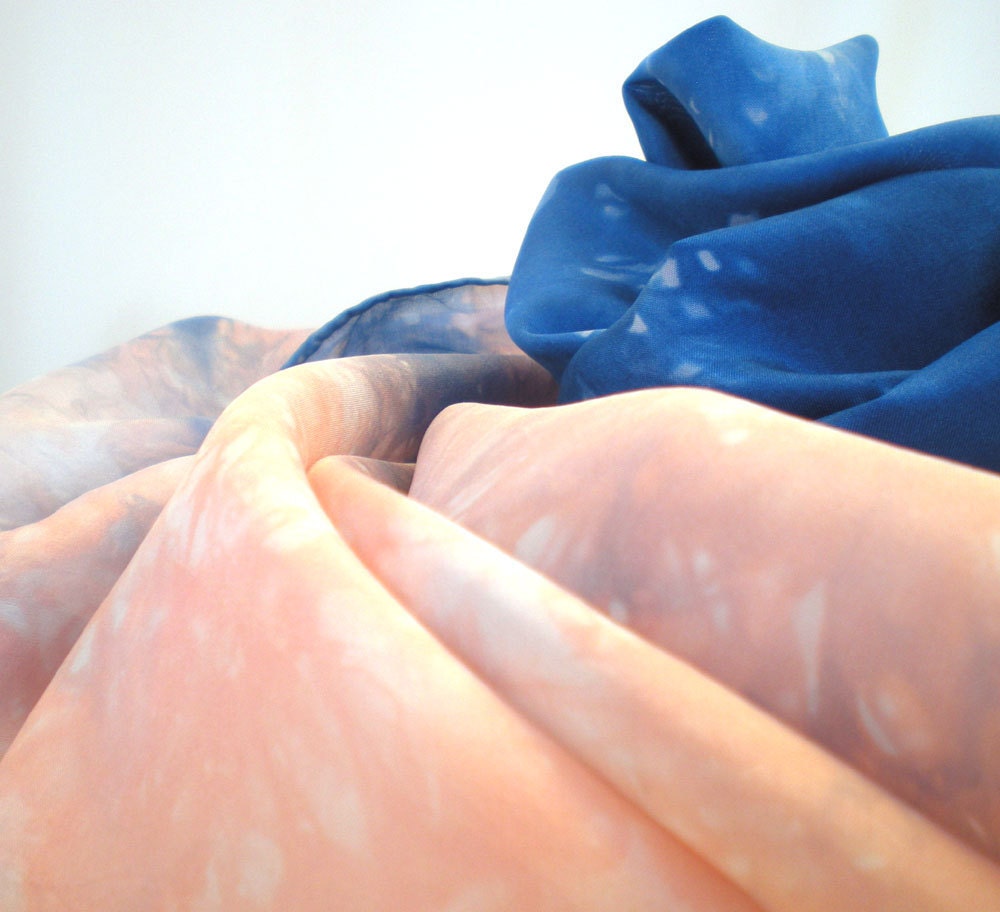 Dawns Light Play Silk