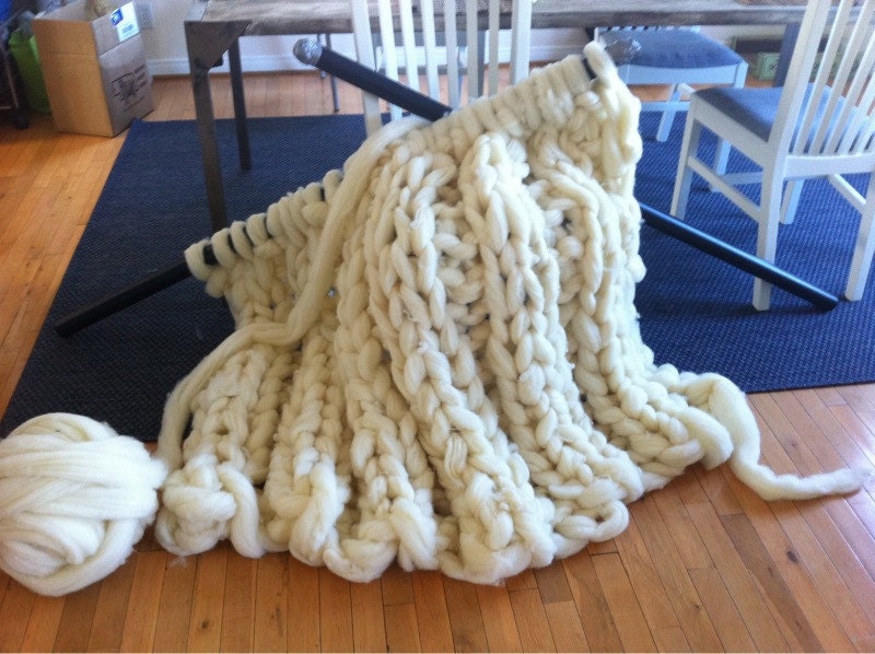 Giganto-blanket PATTERN - Custom Made huge, chunky, giant hand-knit blanket made from wool roving PDF
