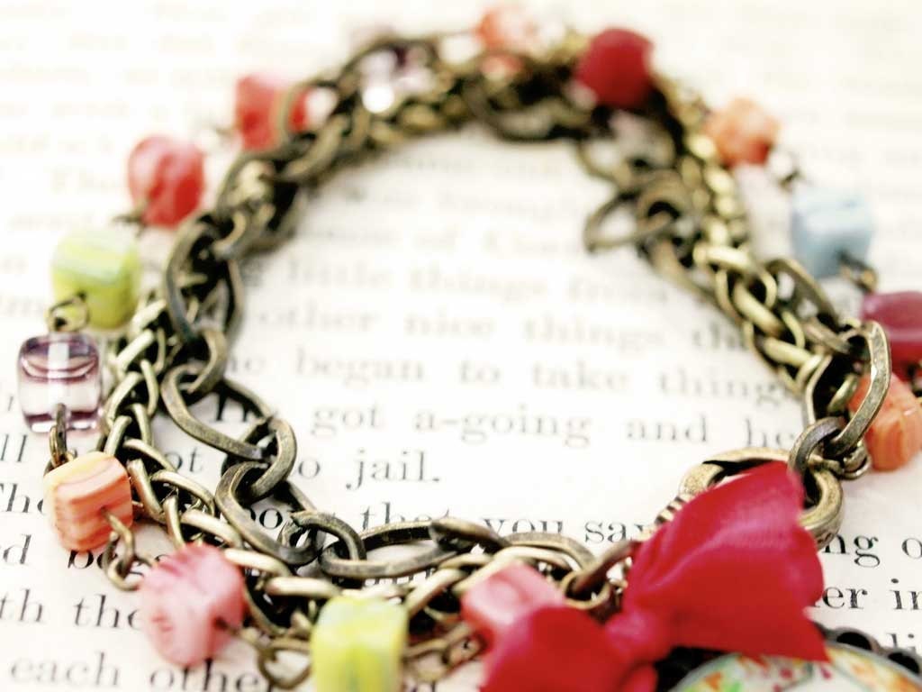 Leonardo the OWL - Original Ox Brass color Jewelry Bracelet Cameo by Danita