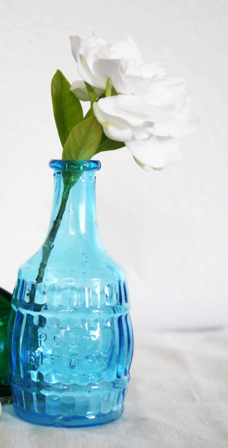 Petite Vintage Turquoise Barrel Root Bitters Flower Bud Vase