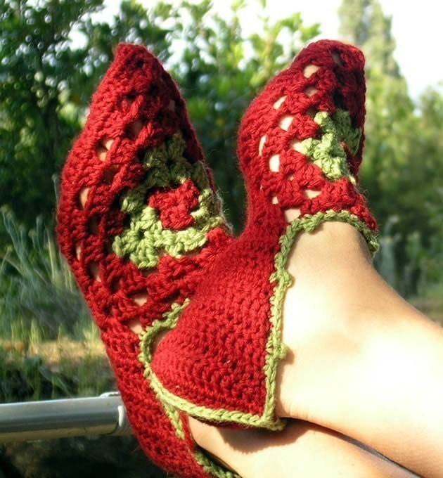 Instant download PDF crochet pattern - Babouches from ChezPlum, for granny square based slippers