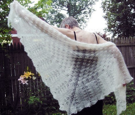 Shetland Lace Shawl Knitting Pattern | AllFreeKnitting.com