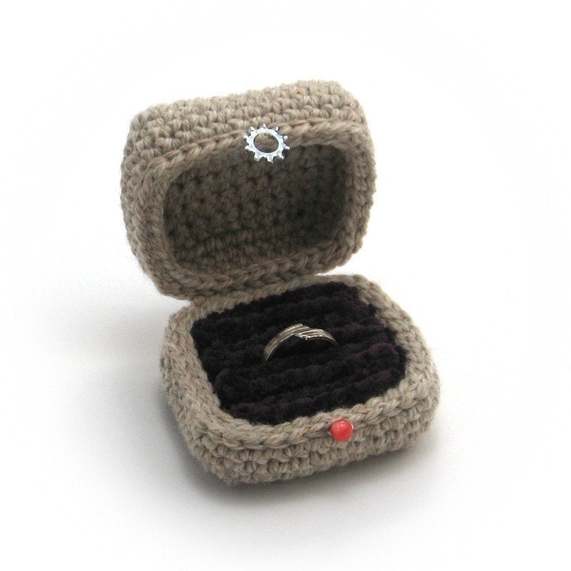 Ring Box, Crocheted in Wool and Chenille