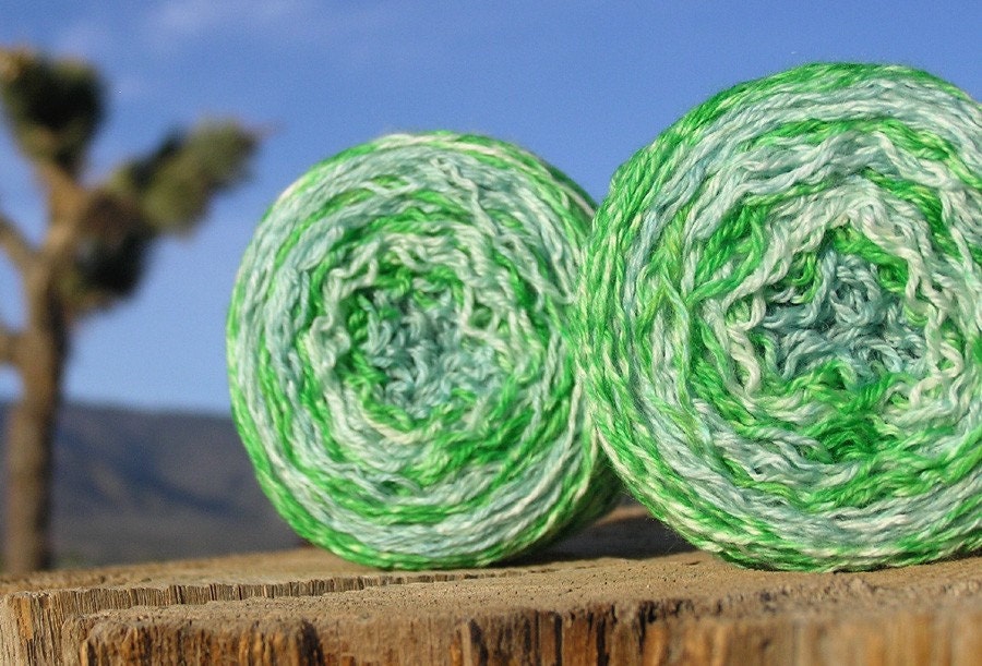 Fingering Weight Yarn - Merino Wool Superwash - Self Striping Yarn - Anemone