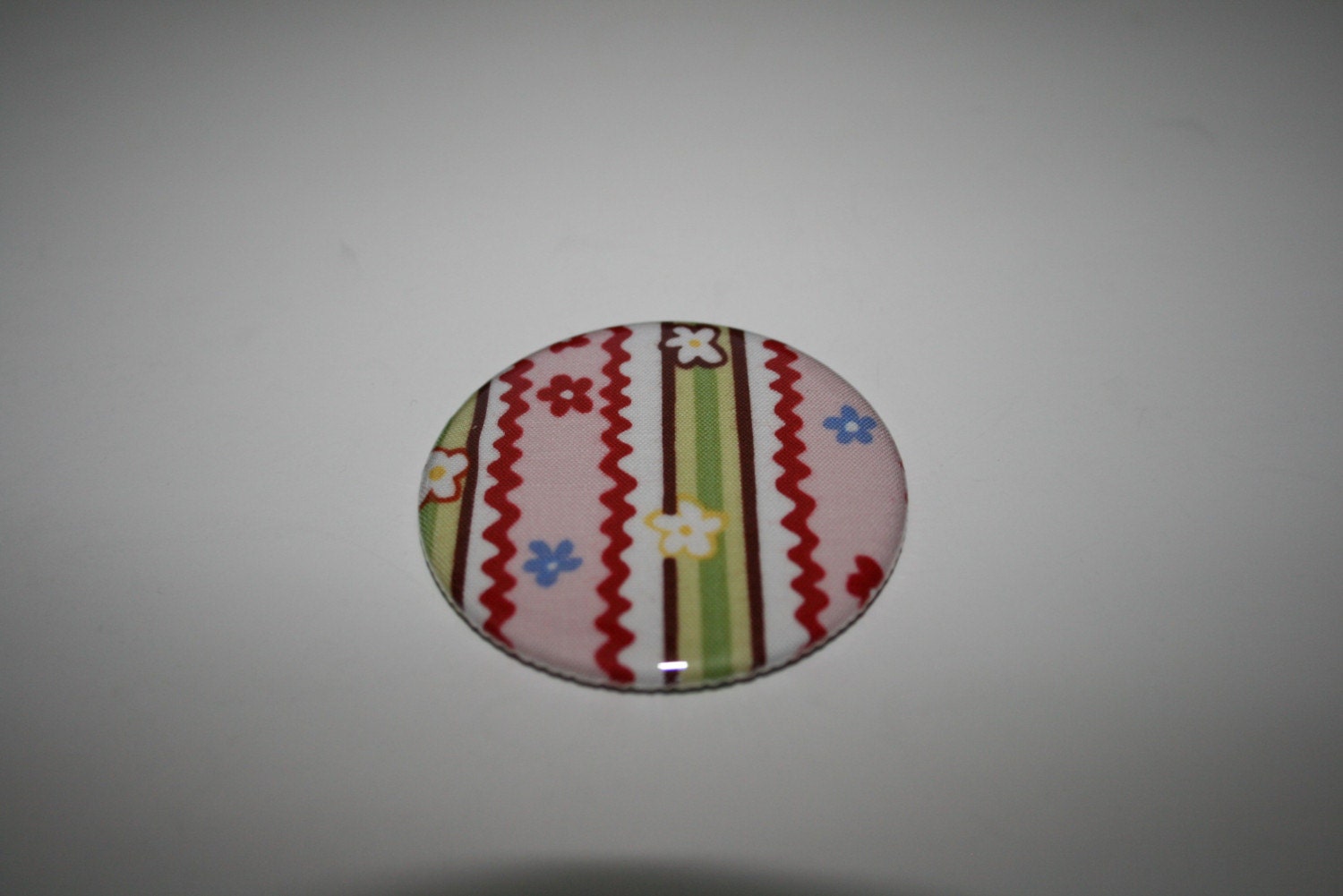 BUTTON MIRROR - flower stripe button mirror