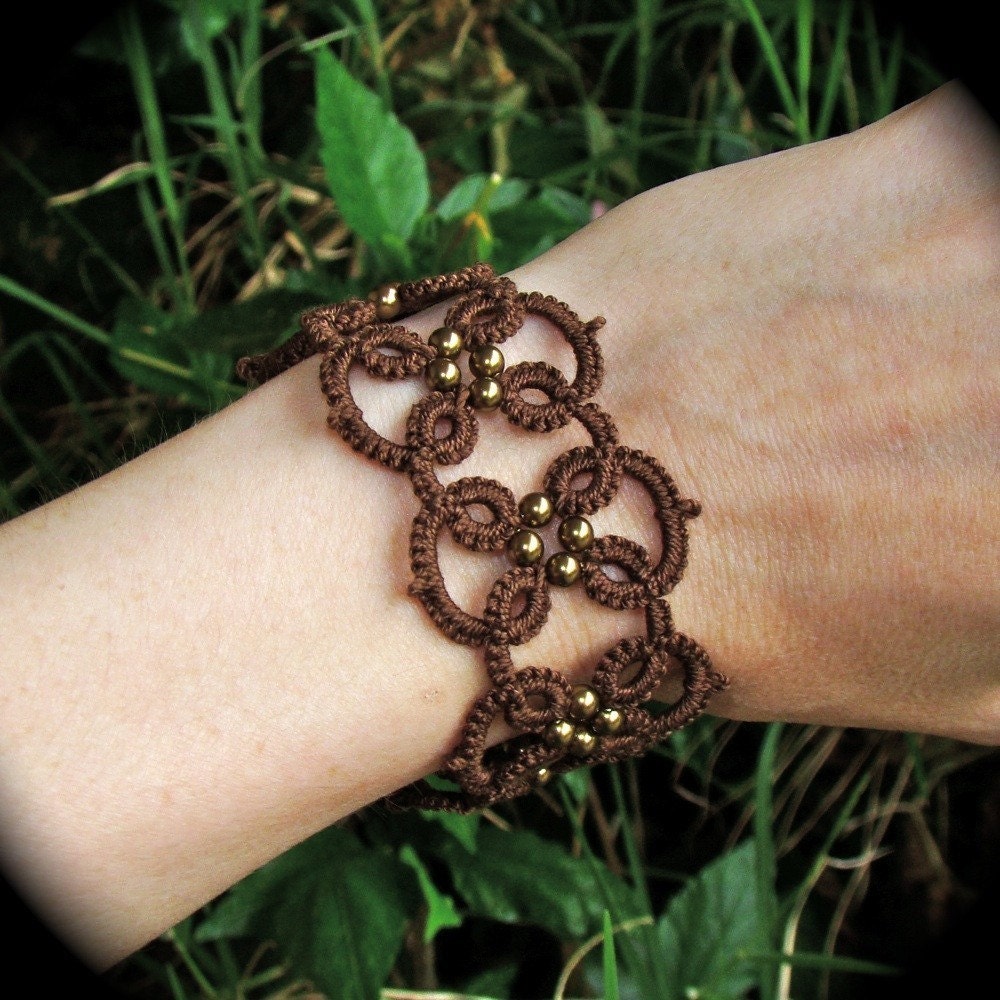 Tatted Lace Bracelet - Quadra in Brass