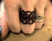 Tatted Lace Ring - Unwoven