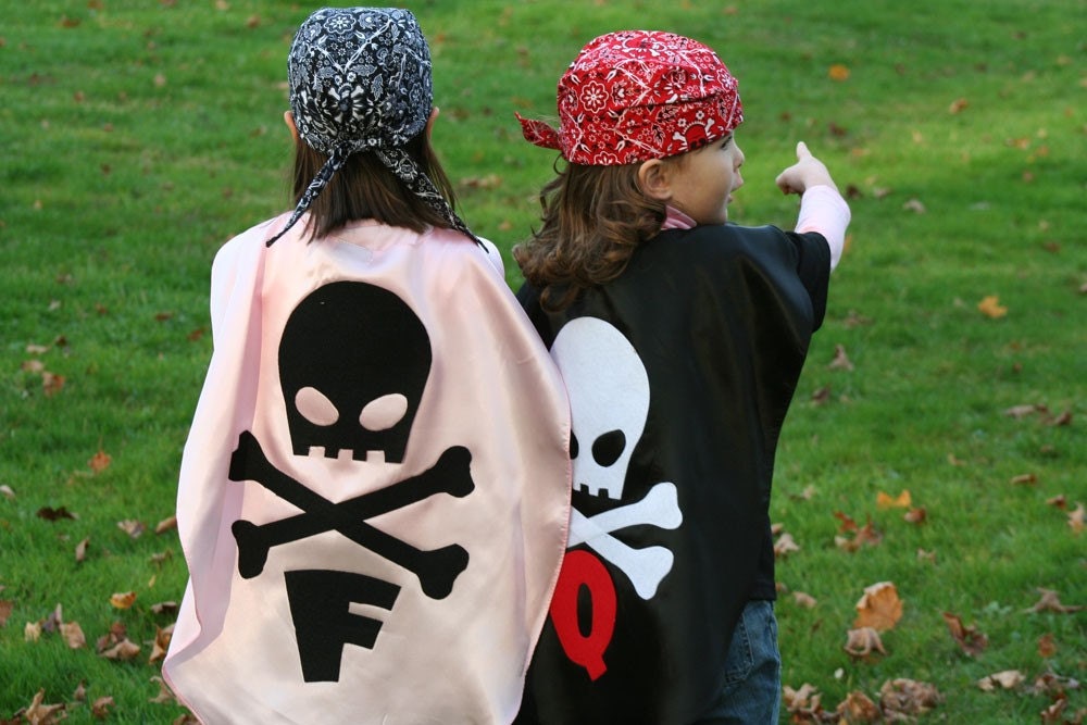1 Pirate Kid CapeCostume Childrens Capes as seen on GMA Il_170x135