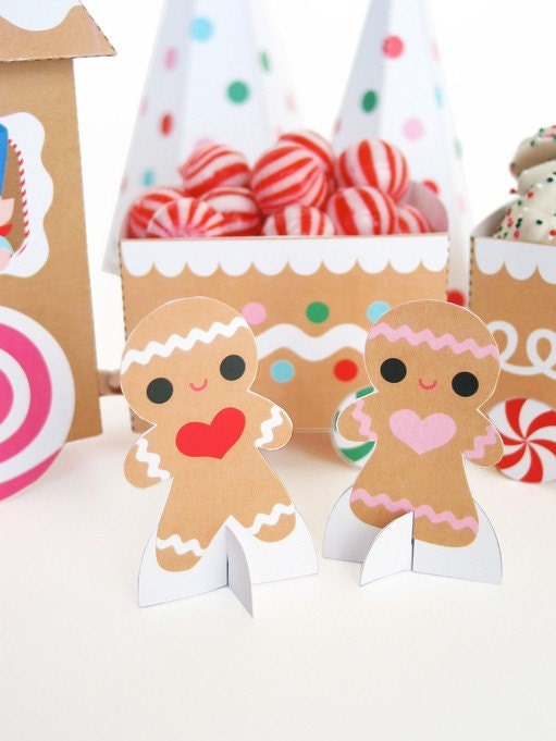 Sweet Treats Gingerbread Train Printable Paper Craft PDF