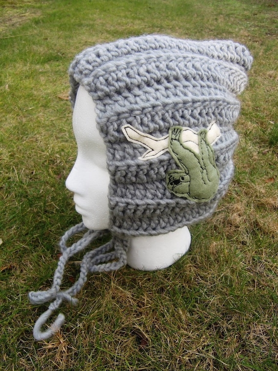 Pixie Womens Gray Winter hat With Sloth Applique