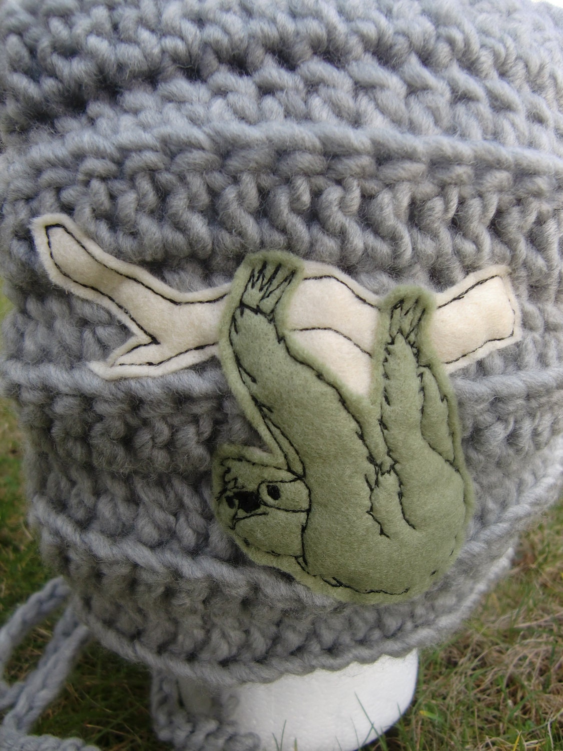 Pixie Womens Gray Winter hat With Sloth Applique