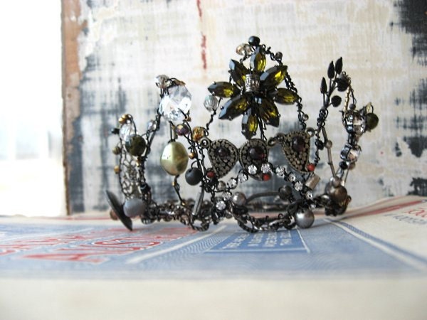 Sunlight Shadows crown