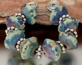 KILLERBEEDZ1 - Lunar Landing - 8 Stubby Bicone Lampwork Beads
