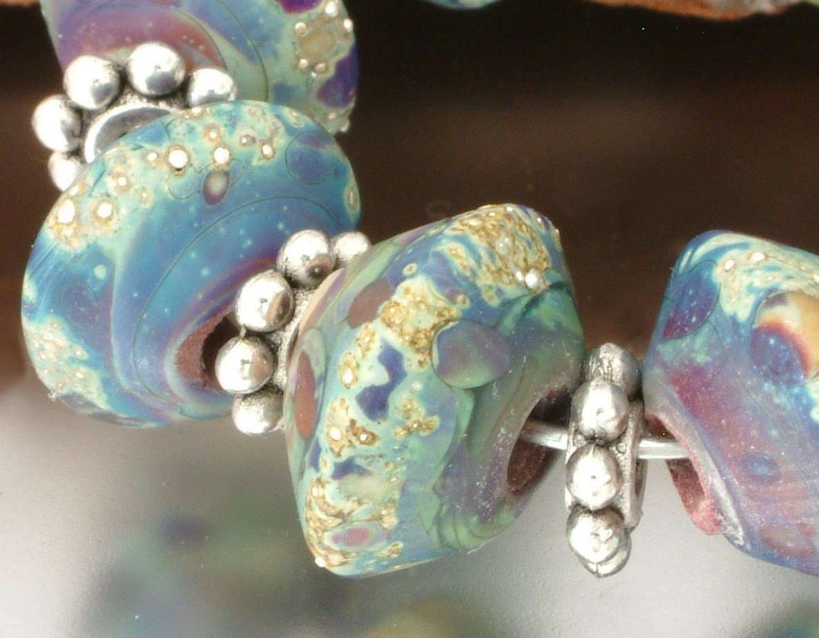 KILLERBEEDZ1 - Tide Pool - 8 Stubby Bicone Lampwork Bead Set