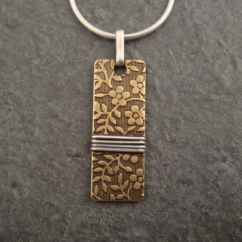 Wrapped Floral Pattern Necklace