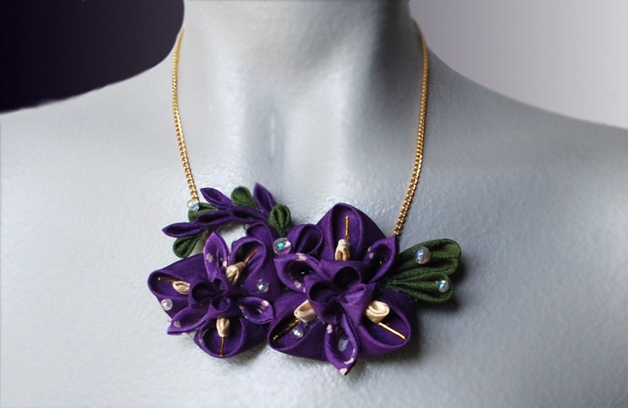 SUMOMOSUKI Kanzashi cluster Orchid necklace