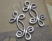 Big Celtic Earrings - Double Swirl Shamrock Whirl - Celtic Jewelry- Light Weight Hammered Aluminum Wire Dangle -Big Earrings -Bold