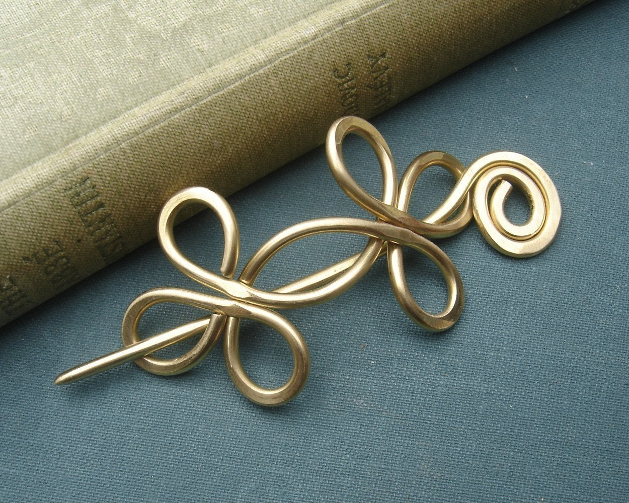 Celtic Double Crossed Loops Brass Shawl Pin, Hair Pin, Scarf Pin, Brooch, Hair Slide, Fastener, Closure - Knitting Accessories, Women